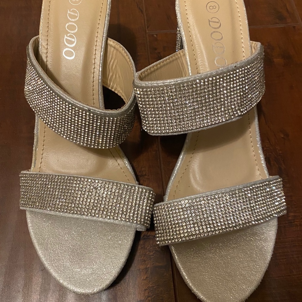 Sandals - Picture 2 of 5